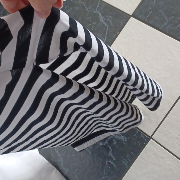 Derek Heart Striped Maxi Dress with 2 side slits, florescent orange trim - Picture 8 of 9